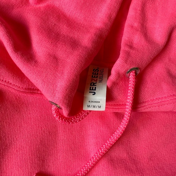 Hot pink sweater - Picture 2 of 2